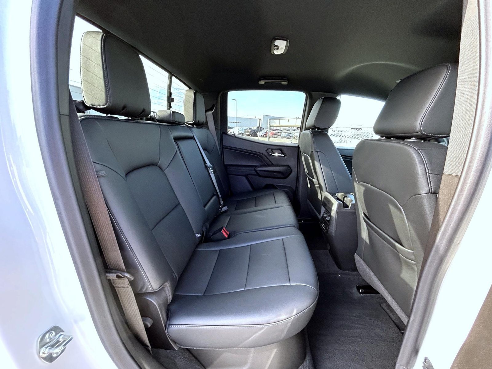 2026 Chevrolet Colorado LT - Photo 19