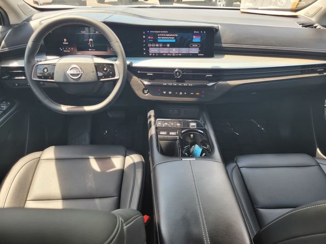 Used 2025 White Nissan SL image 16