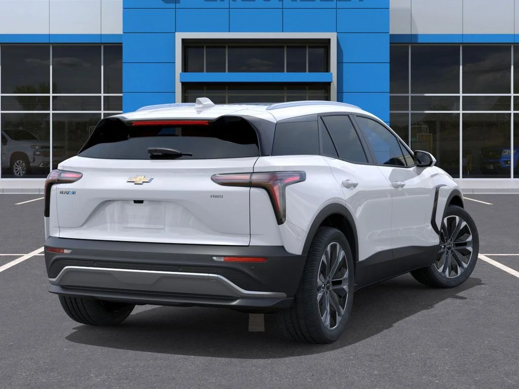 New 2026 White Chevrolet LT image 4