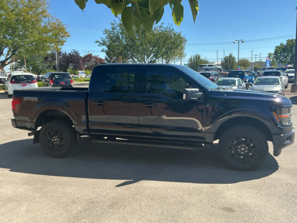 Used 2026 Antimatter Blue Metallic Ford XLT image 4