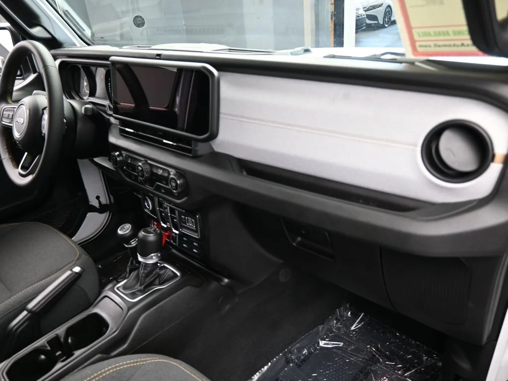 2024 Jeep Gladiator Willys - Photo 46
