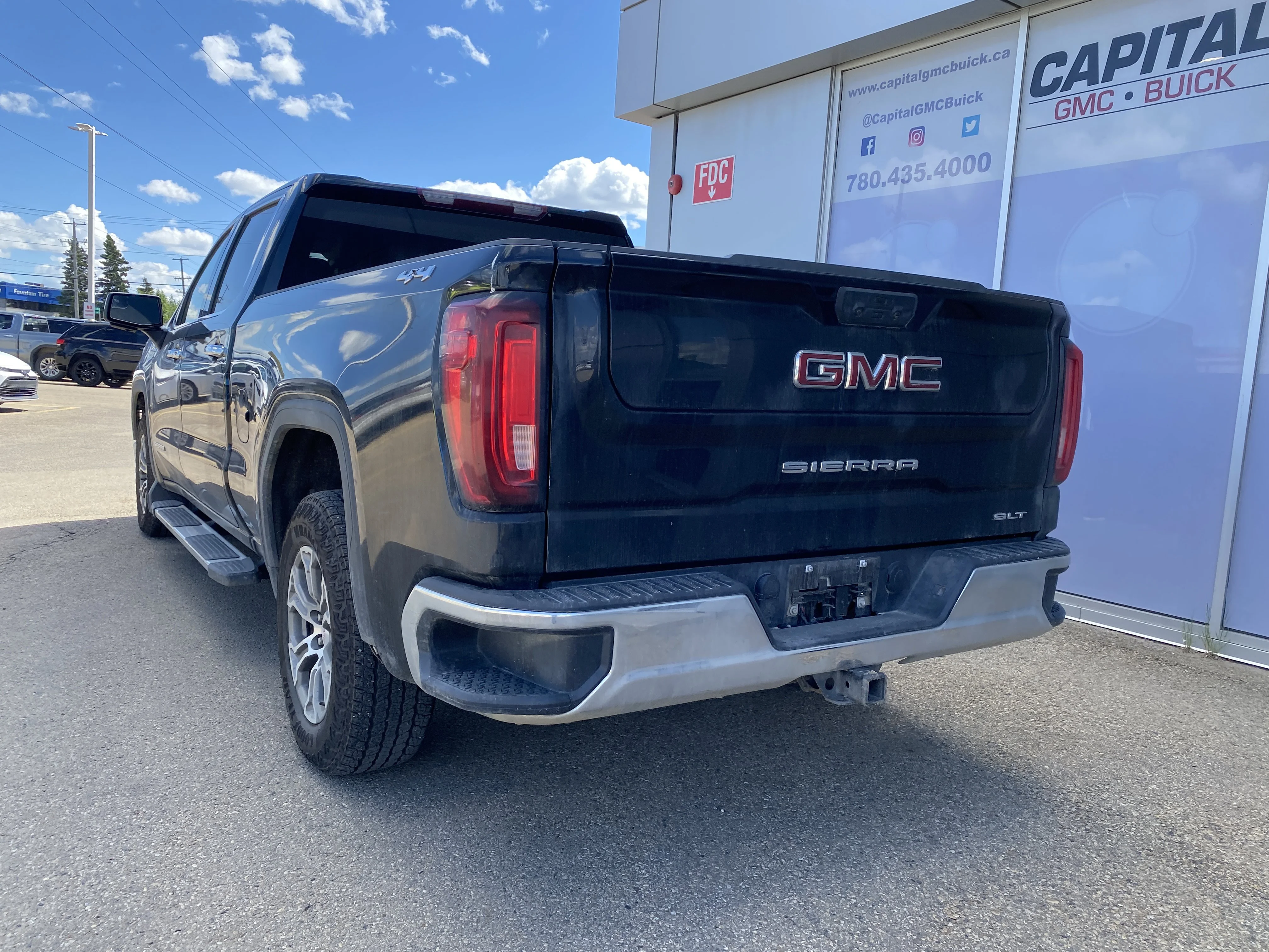 Certified Used 2024 Black GMC Crew Cab SLT image 3