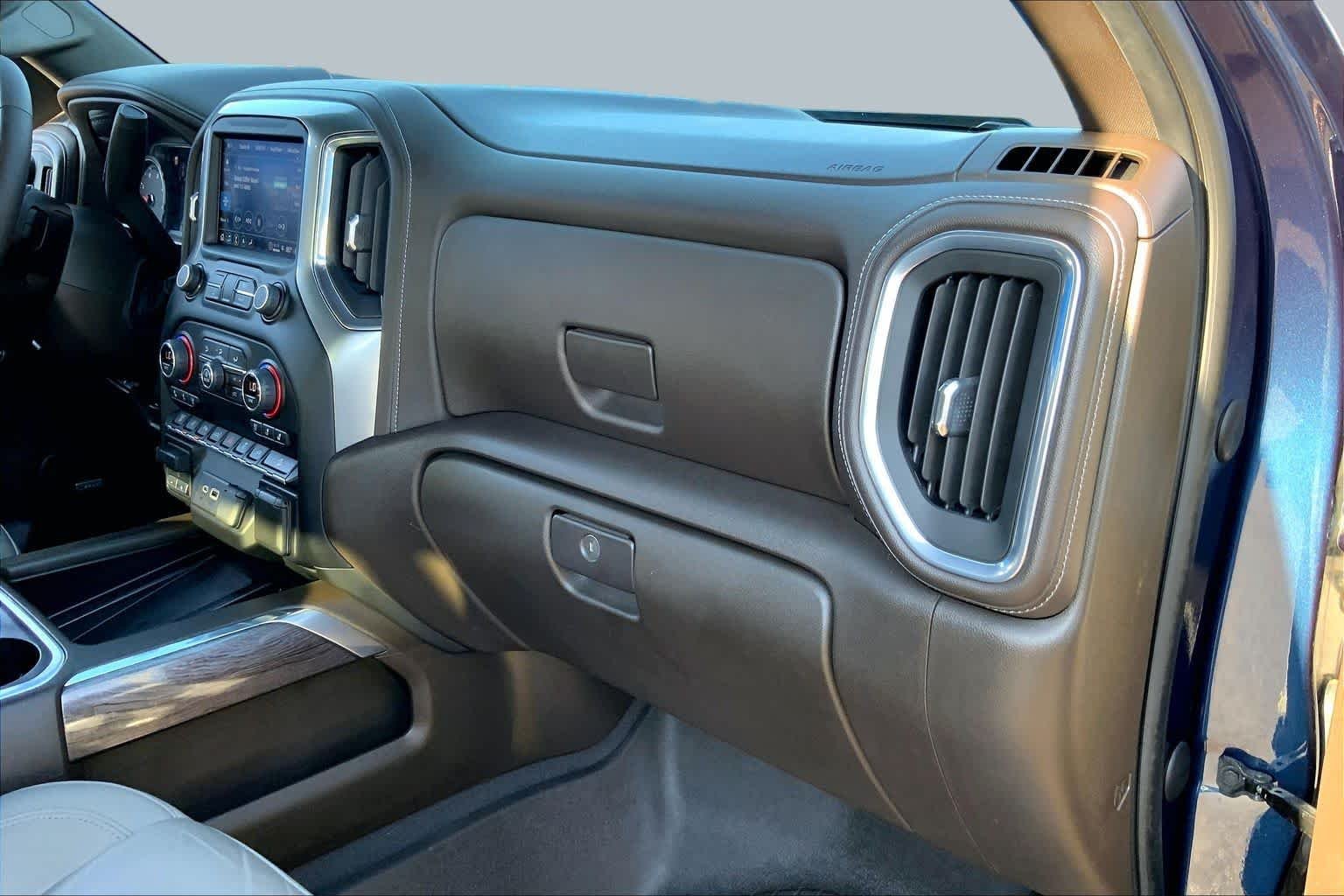 Used 2022 Northsky Blue Metallic Chevrolet LTZ image 19
