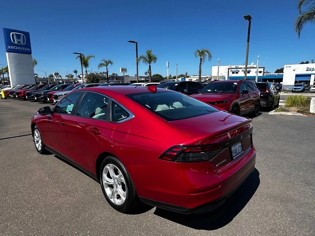 Used 2023 Red Honda LX image 6