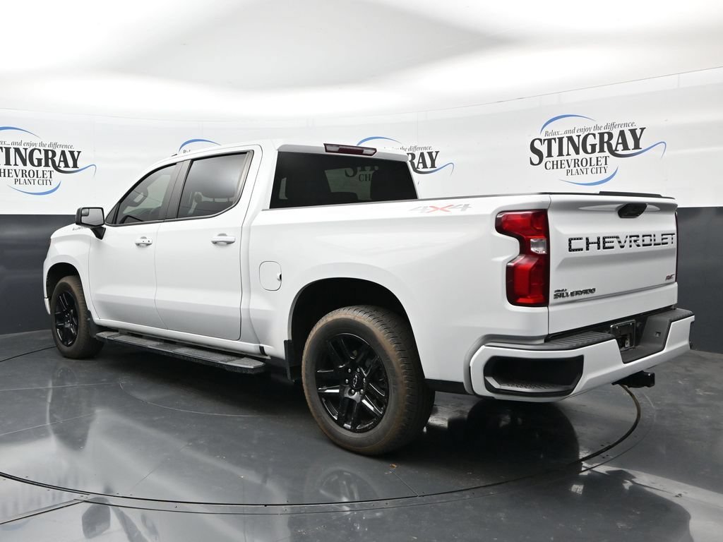 Used 2023 SUMMIT WHITE Chevrolet RST image 5