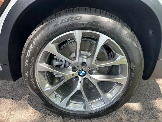 New 2026 Alpine White BMW xDrive50e image 7