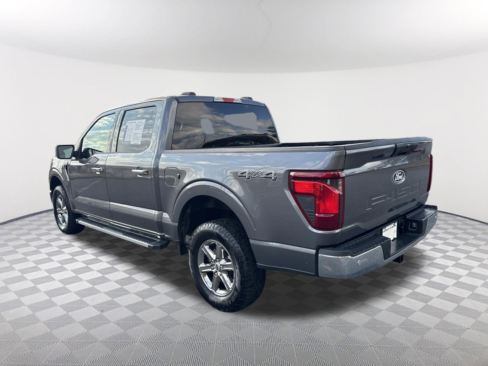 2025 Ford F-150 XLT - Photo 7