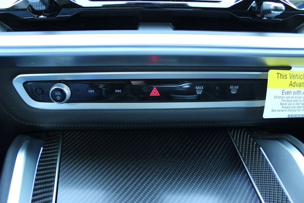 2023 BMW XM Base - Photo 21