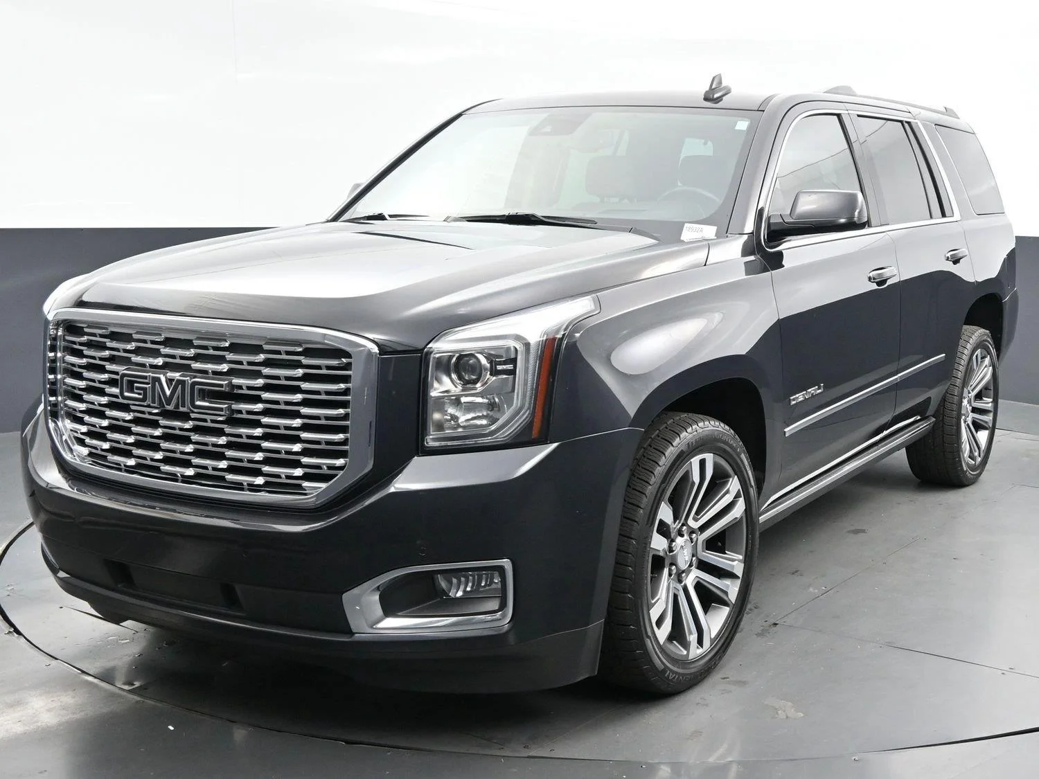 Used 2020 Carbon Black Metallic GMC Denali image 3