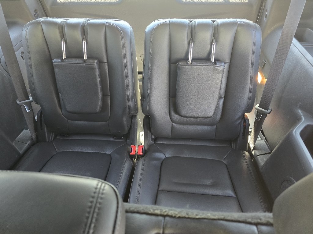 Used 2015 Magnetic Metallic Ford XLT image 29