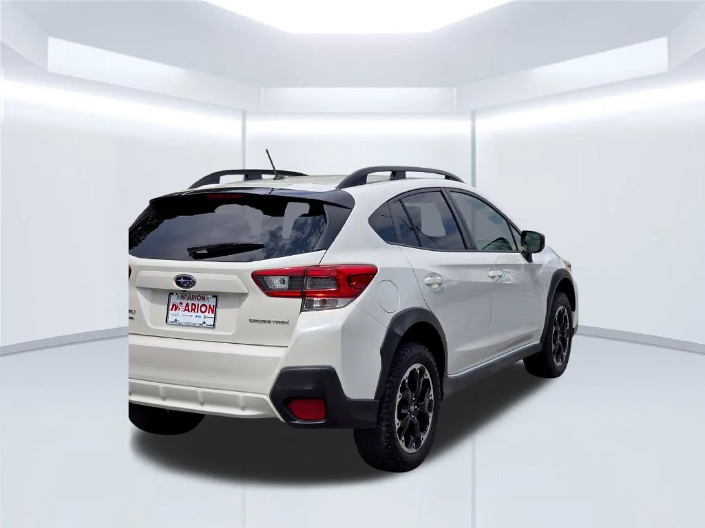 Used 2021 White Subaru Base image 48