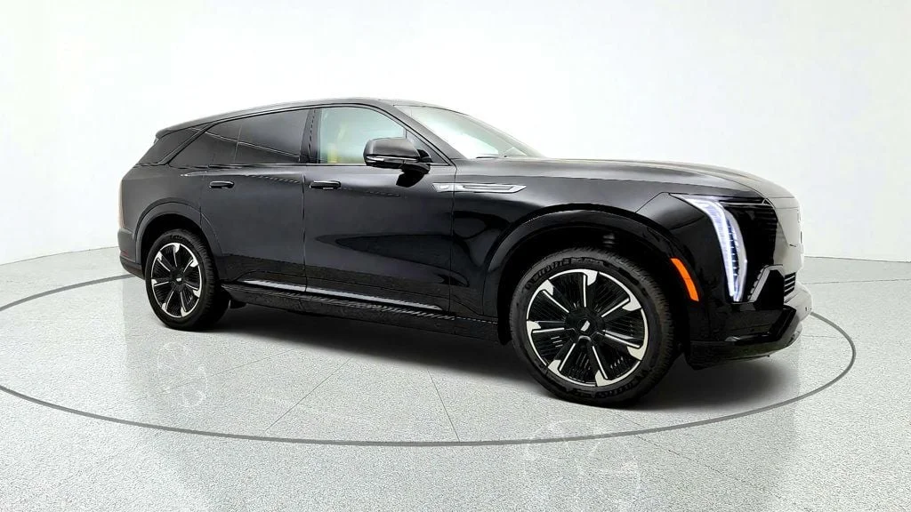 Used 2025 Black Raven Cadillac AWD 4dr Sport 2 w/ Rear Seat Entertainment image 3