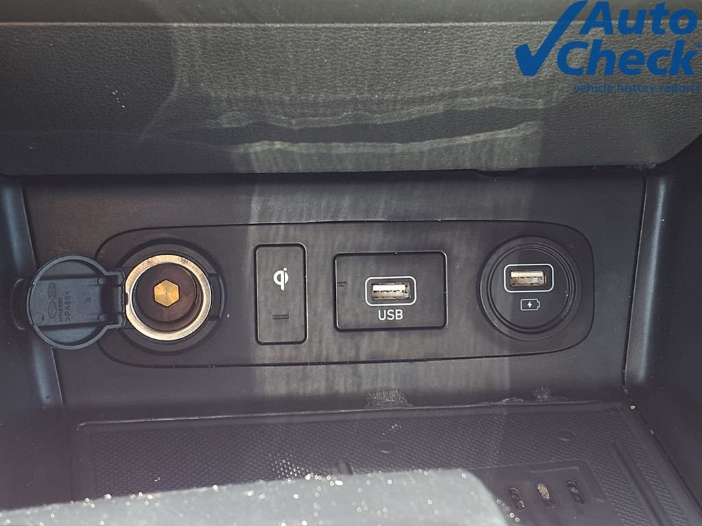 Used 2023 Red Hyundai SEL Plus image 16