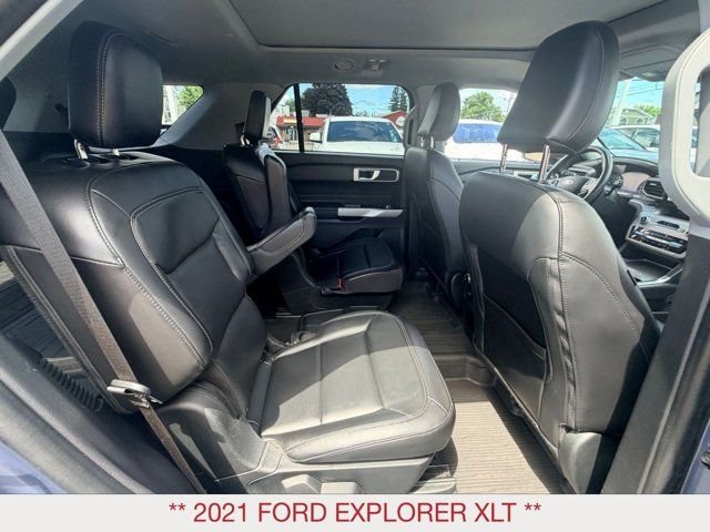 Used 2021 Blue Ford XLT image 11
