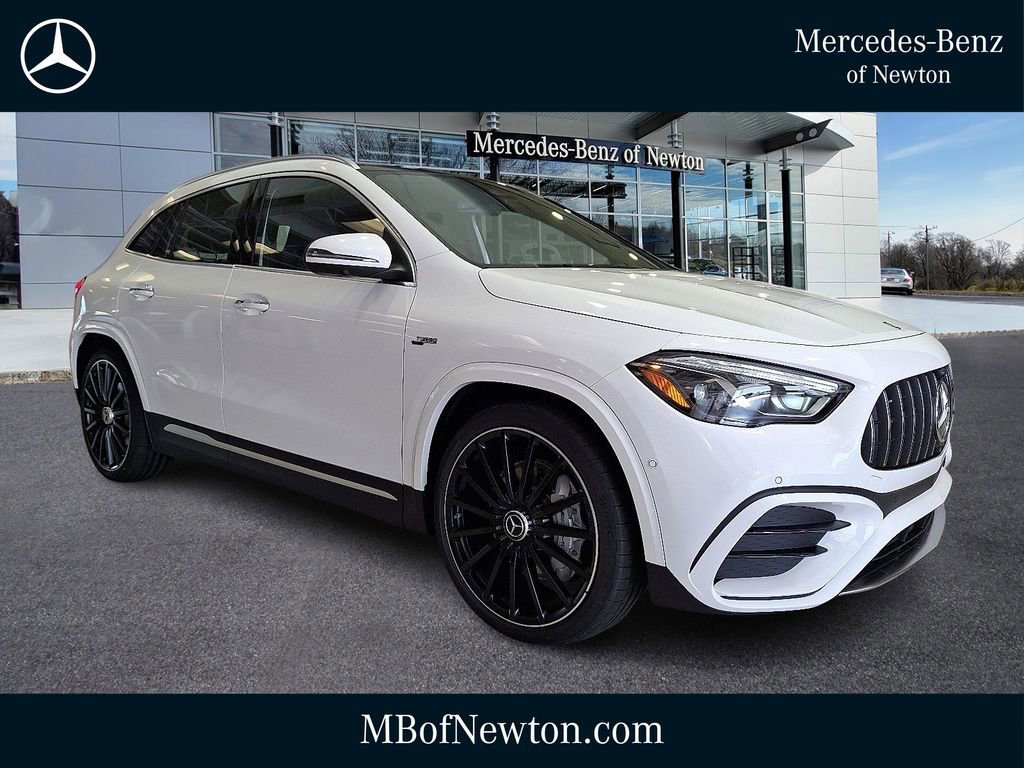 New 2026 Polar White Mercedes-Benz GLA 35 AMG® image 33