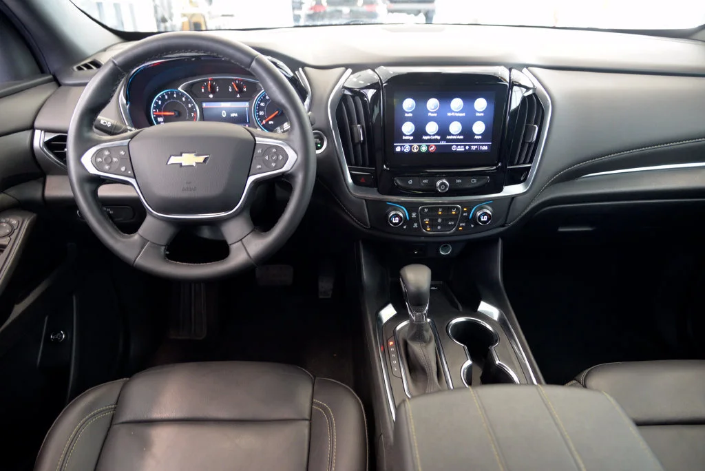 Used 2023 Black Cherry Metallic Chevrolet LT Leather image 17