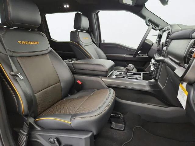 New 2026 Carbonized Gray Metallic Ford Tremor® image 58