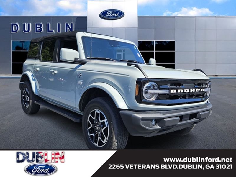 2024 Ford Bronco Outer Banks 4x4's photo