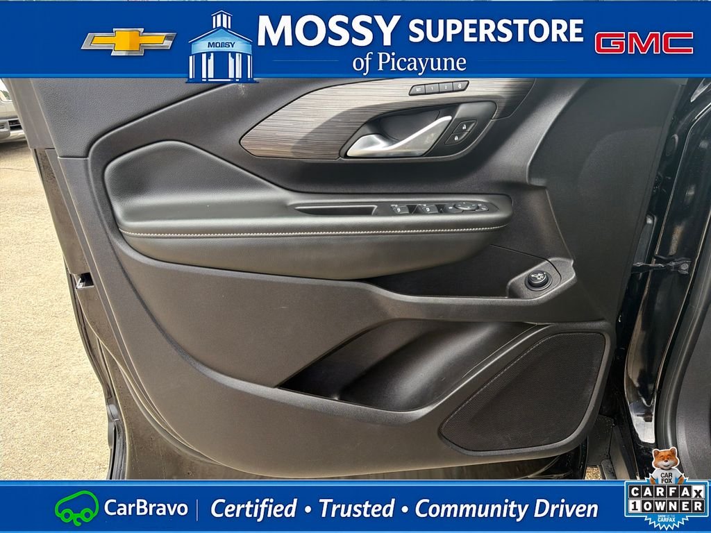 Used 2024 Black GMC SLT image 14