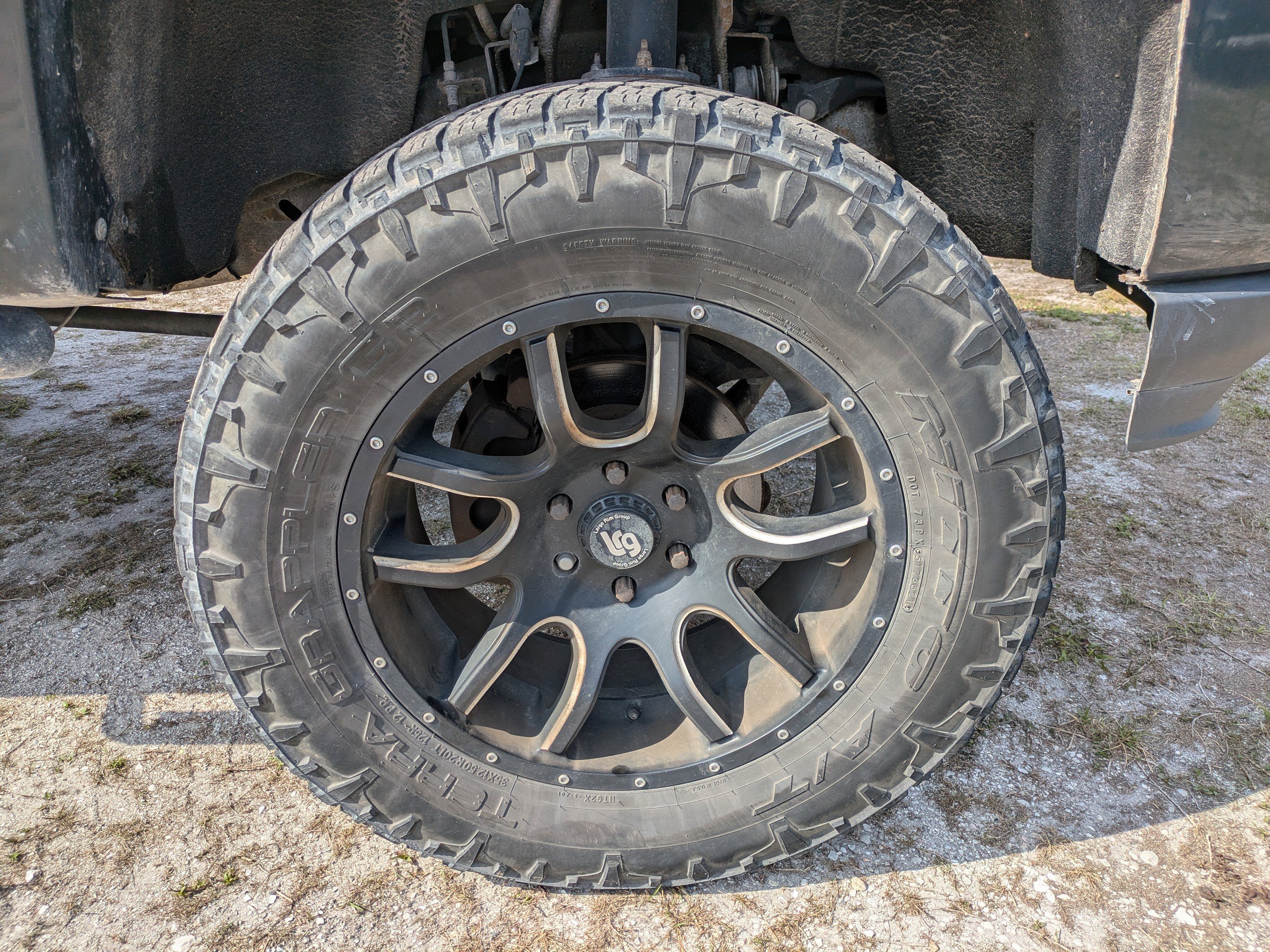 Used 2018 Graphite Metallic Chevrolet LT image 8