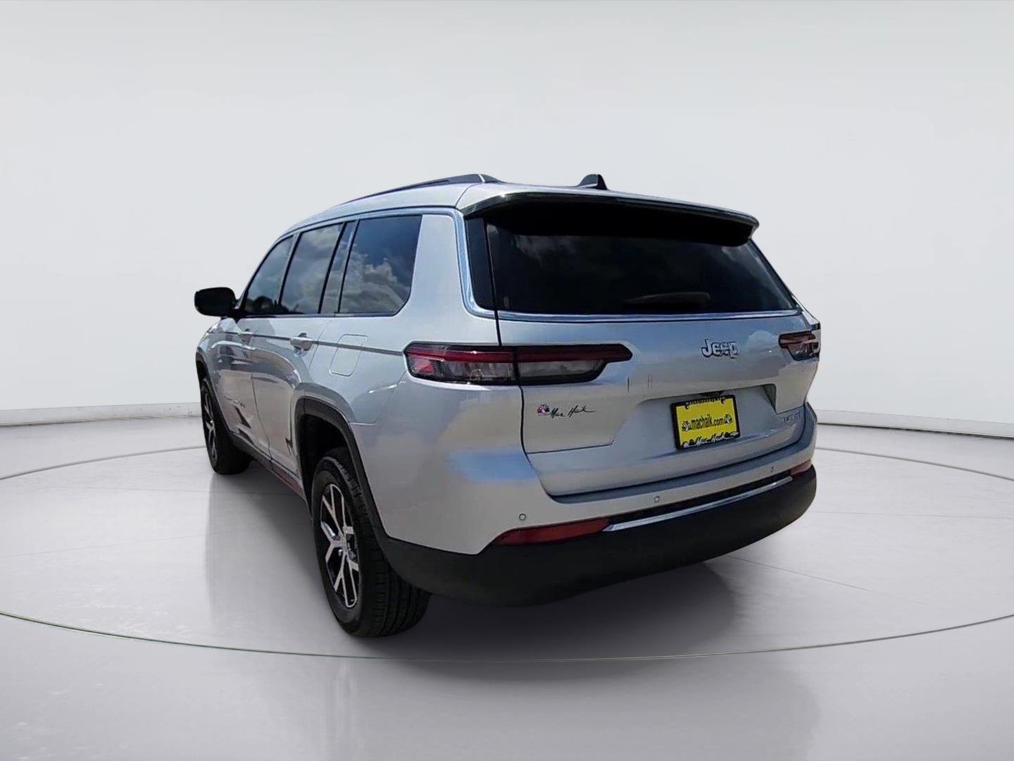 2025 Jeep Grand Cherokee L photo 7 of 34