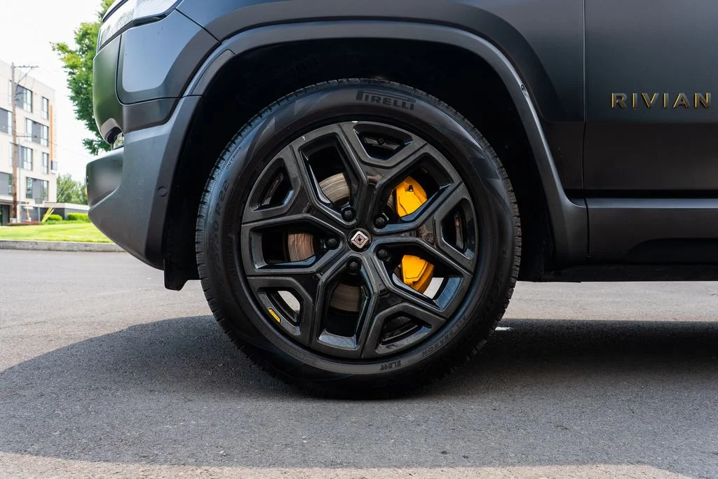 Used 2024 Black Rivian Adventure image 7