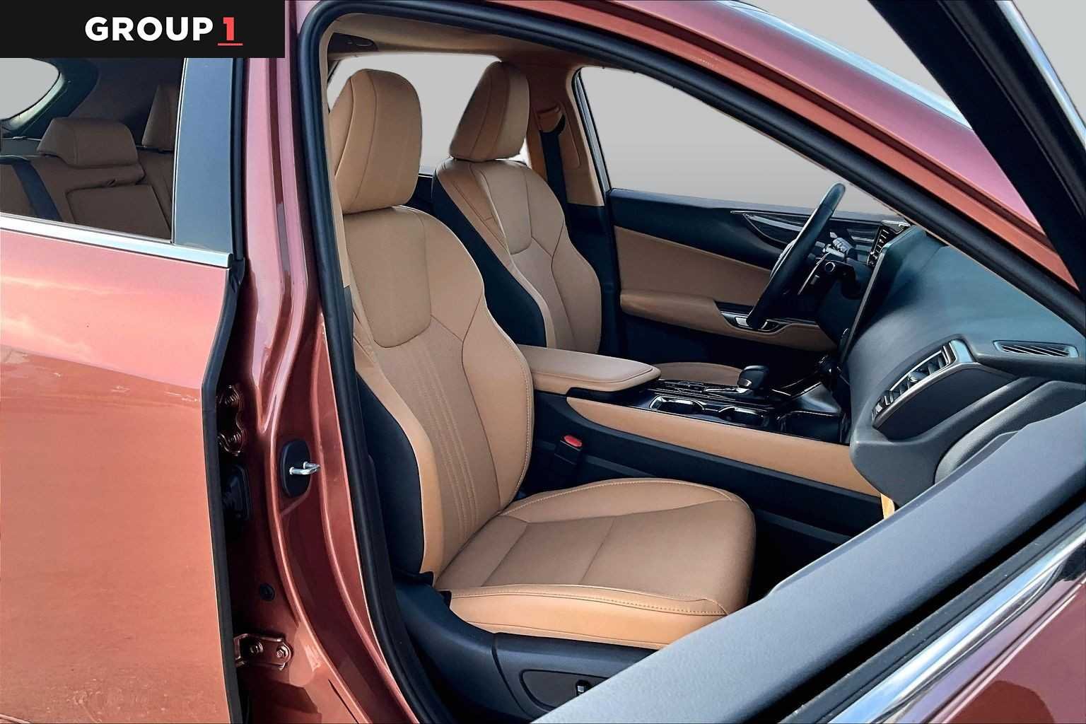 Used 2026 Copper Crest Lexus Premium image 8