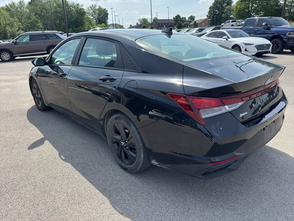 Used 2023 Onyx Black Hyundai SEL image 7
