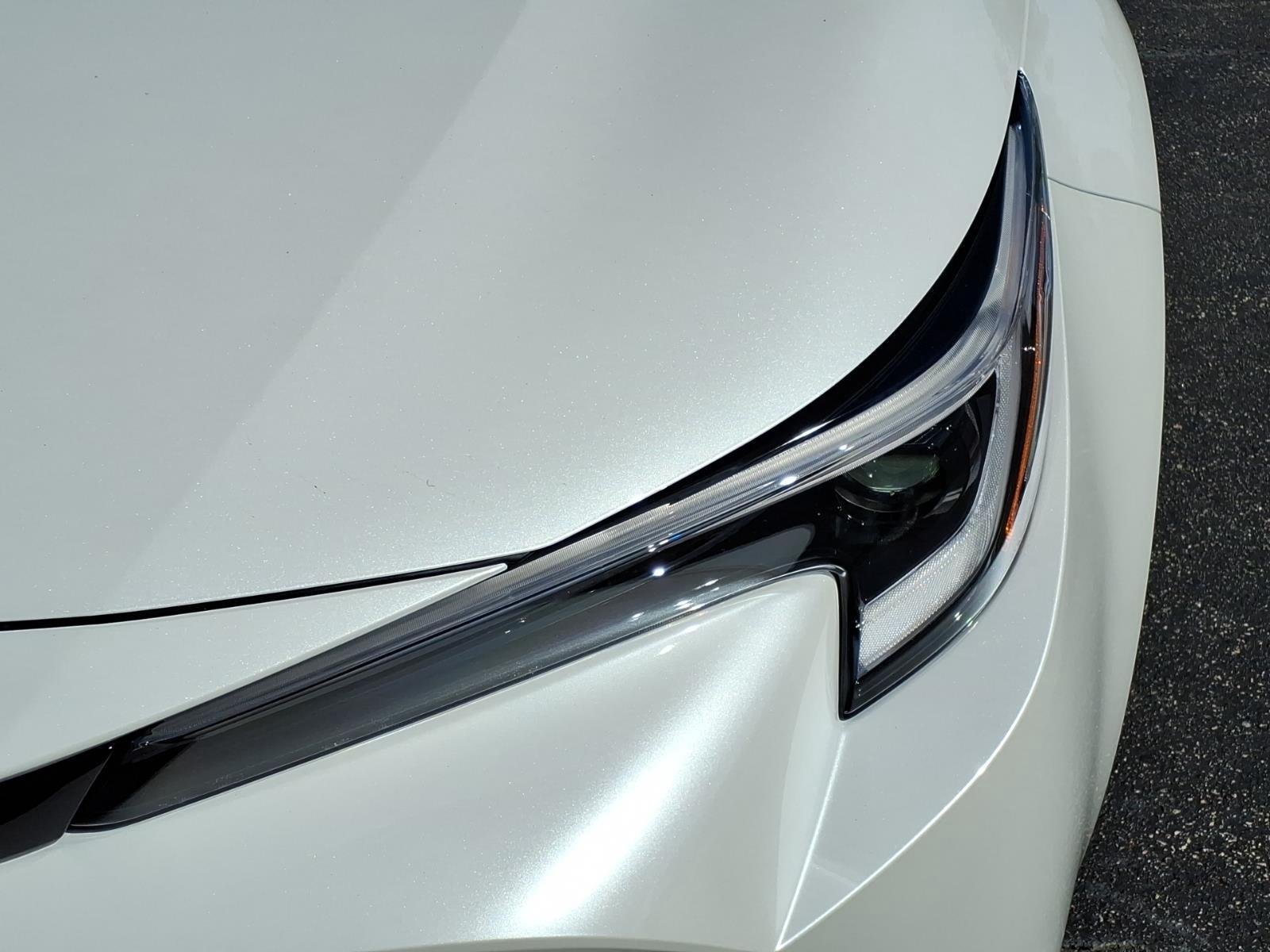 New 2027 Wind Chill Pearl with Black roof Toyota SE image 14