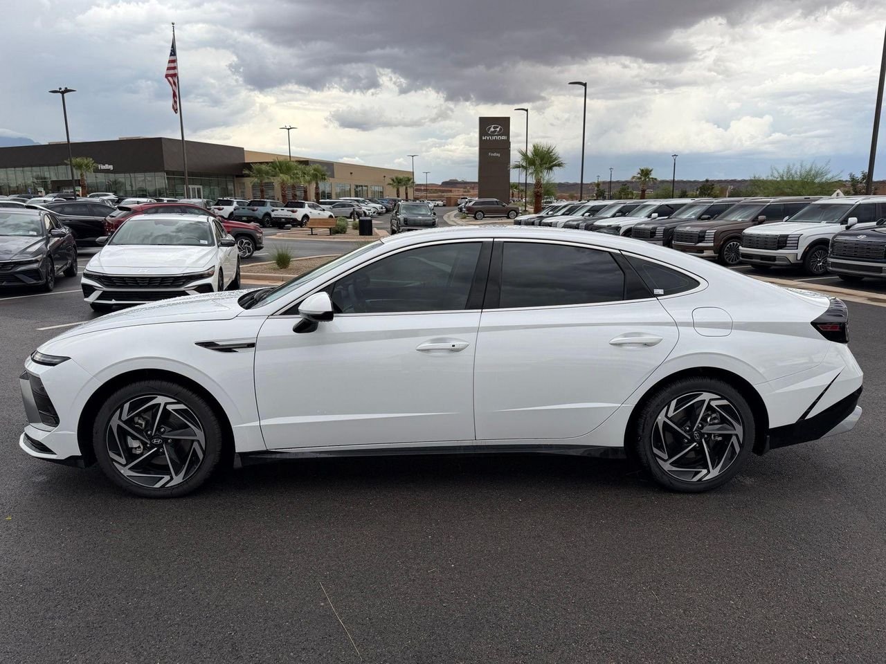 2026 Hyundai Sonata SEL - Photo 11