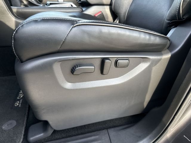 Used 2024 Gray INFINITI LUXE image 20