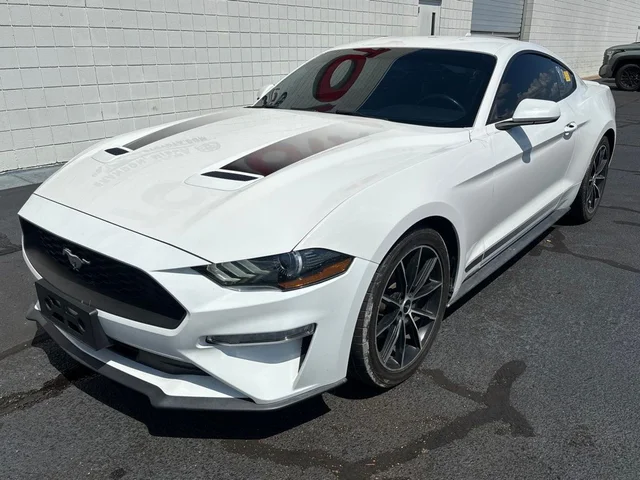 2020 Ford Mustang EcoBoost