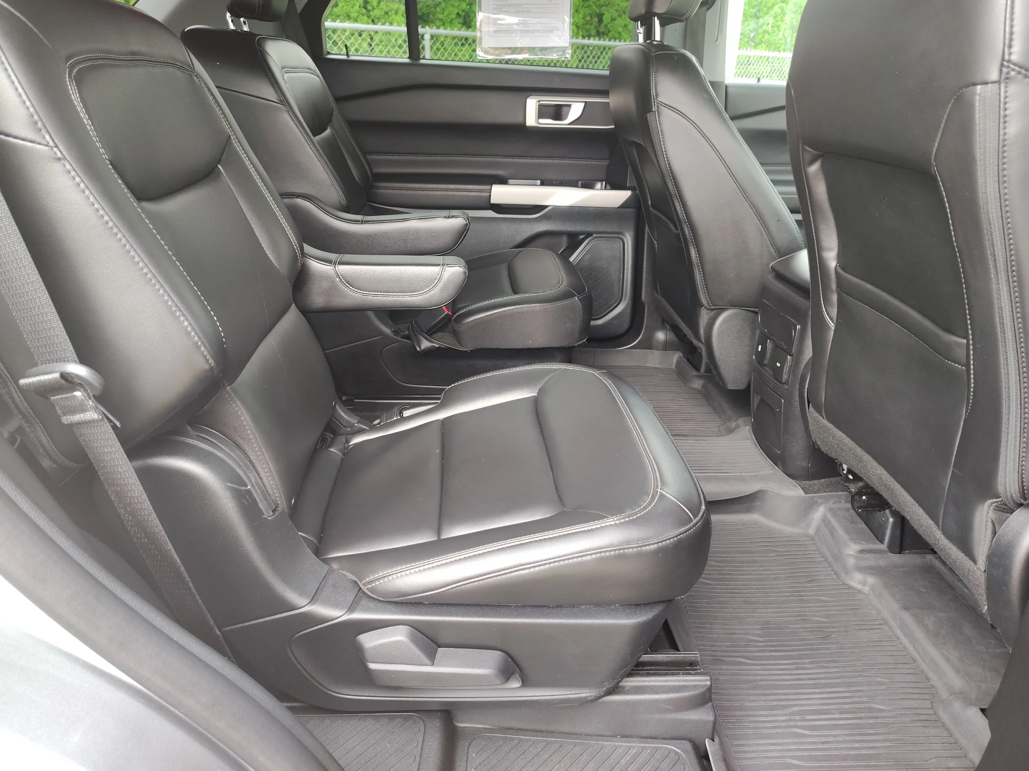 Used 2024 Iconic Silver Metallic Ford XLT image 15