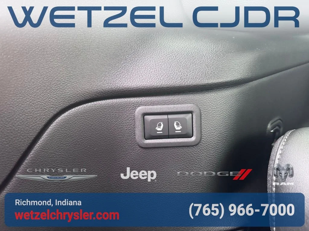 New 2026 Red Jeep Limited Altitude image 39