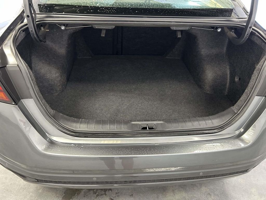 Used 2025 Gray Nissan 2.5 SV image 11