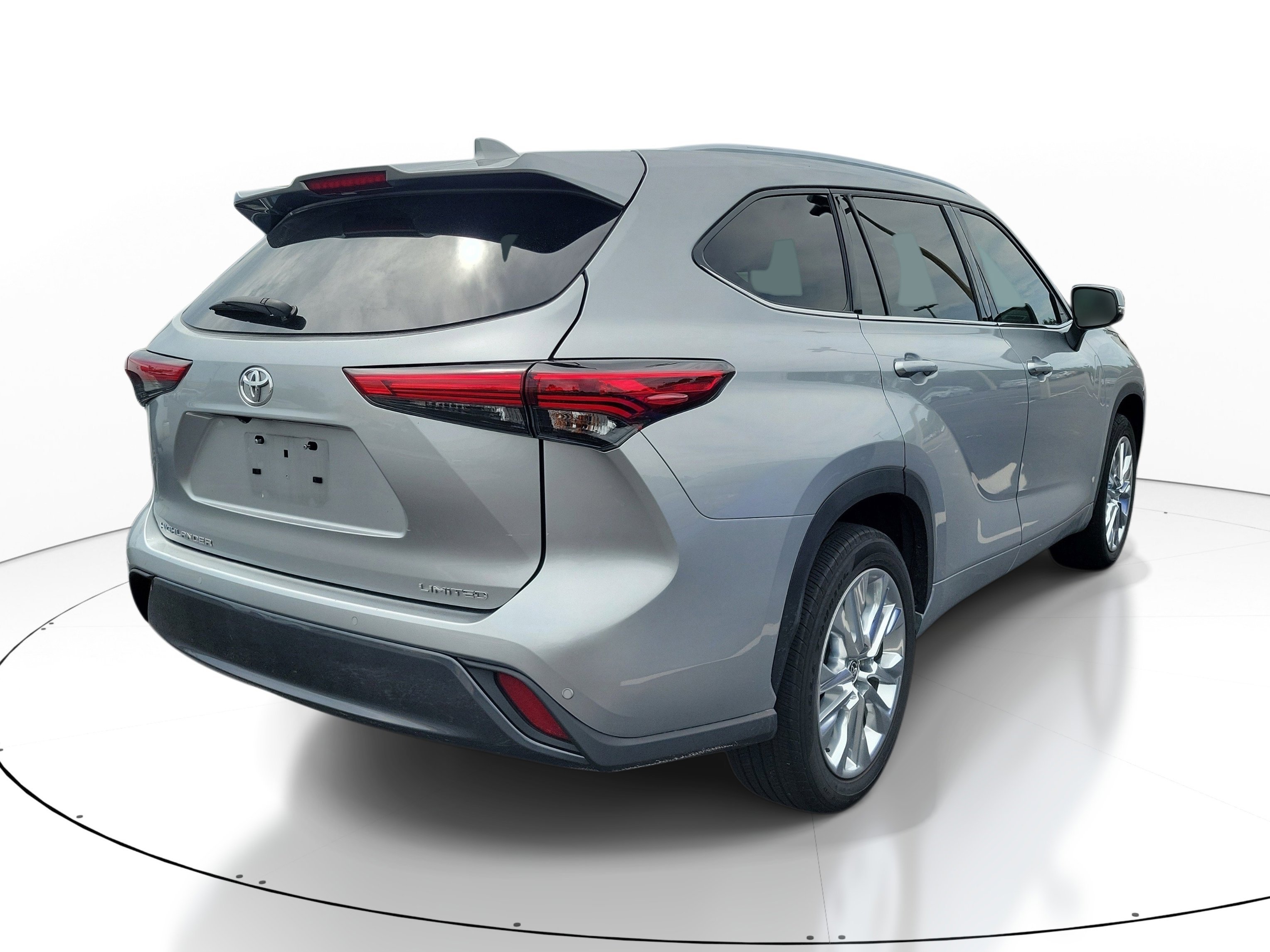 Used 2022 Celestial Silver Metallic Toyota Limited image 5