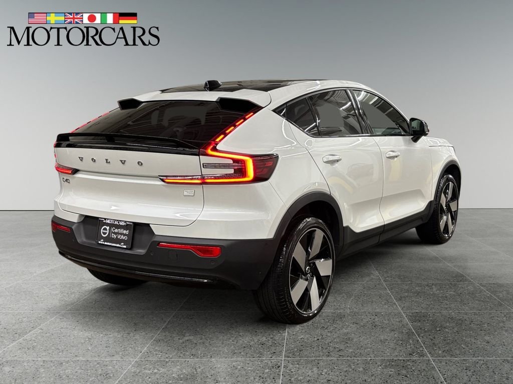 Certified Used 2023 Crystal White Volvo Ultimate image 3