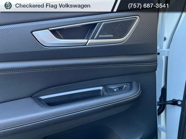 New 2026 White Volkswagen 2.0T SEL Premium R-Line image 25