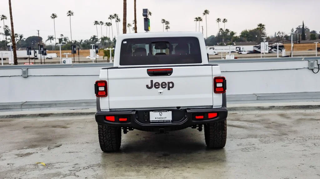 New 2026 White Jeep Rubicon image 8