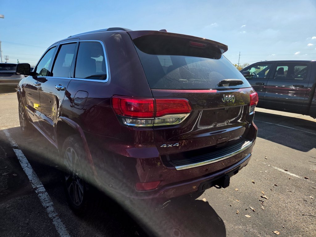 Used 2017 Red Jeep Overland image 5