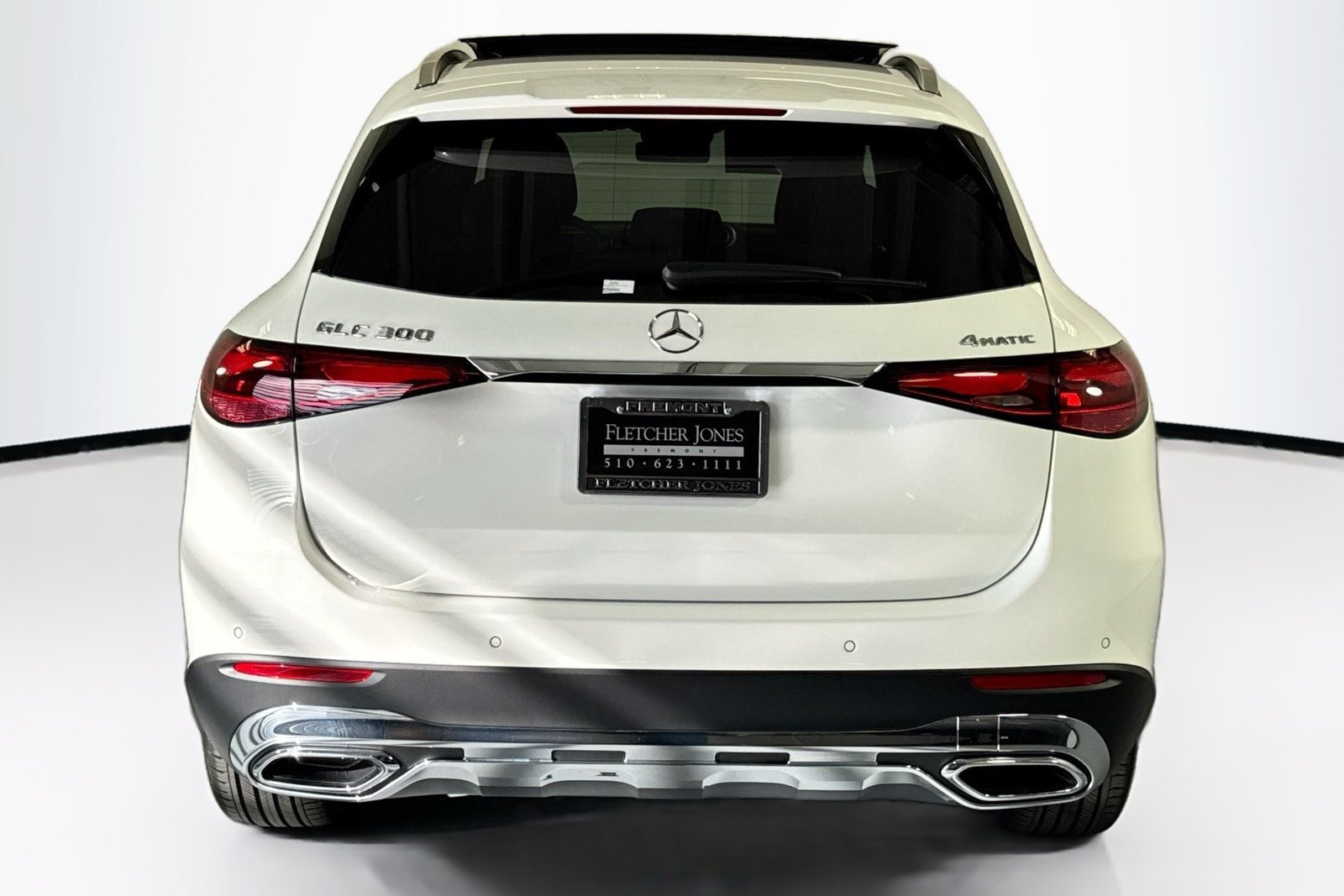 Certified Used 2026 Polar White Mercedes-Benz GLC 300 image 6