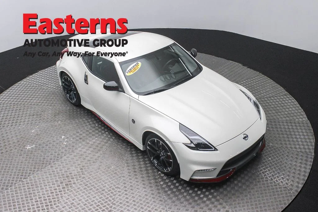 Used 2020 White Nissan Nismo image 3
