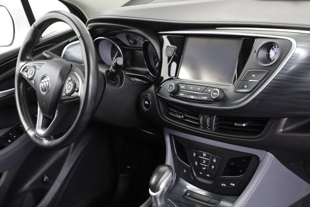 Used 2020 Summit White Buick Essence image 22