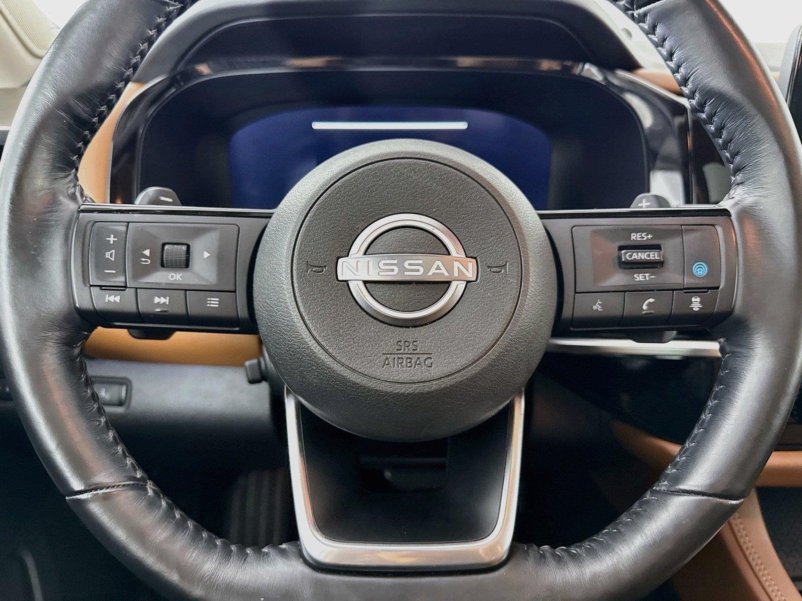 Used 2022 Gun Metallic Nissan Platinum image 17