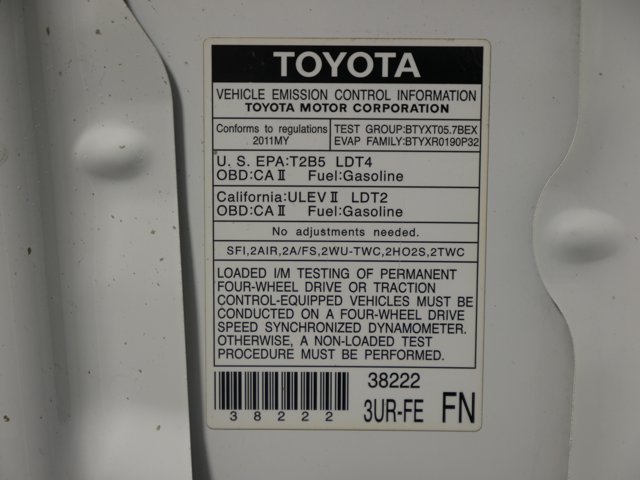 Used 2011 Super White Toyota Crew Cab Limited image 33