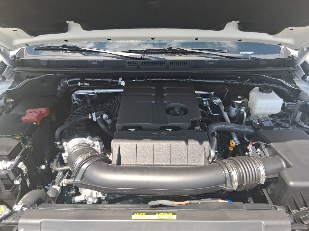 New 2026 Glacier White Nissan Crew Cab SV image 28
