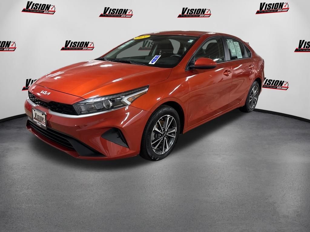 2024 Kia Forte LXS AT's photo