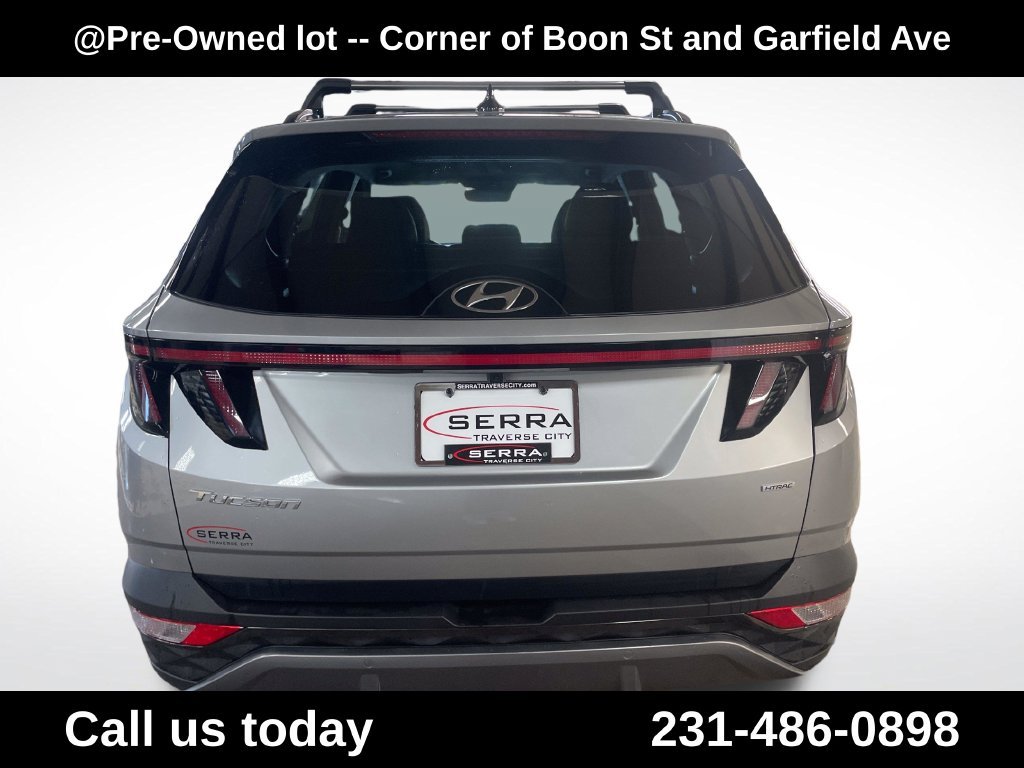 Used 2022 Silver Hyundai Limited image 4