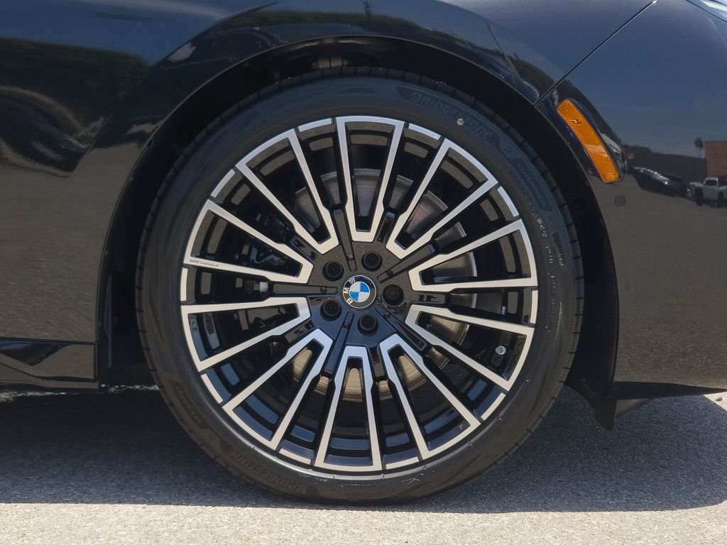 New 2026 Black Sapphire Metallic BMW 740i xDrive image 7