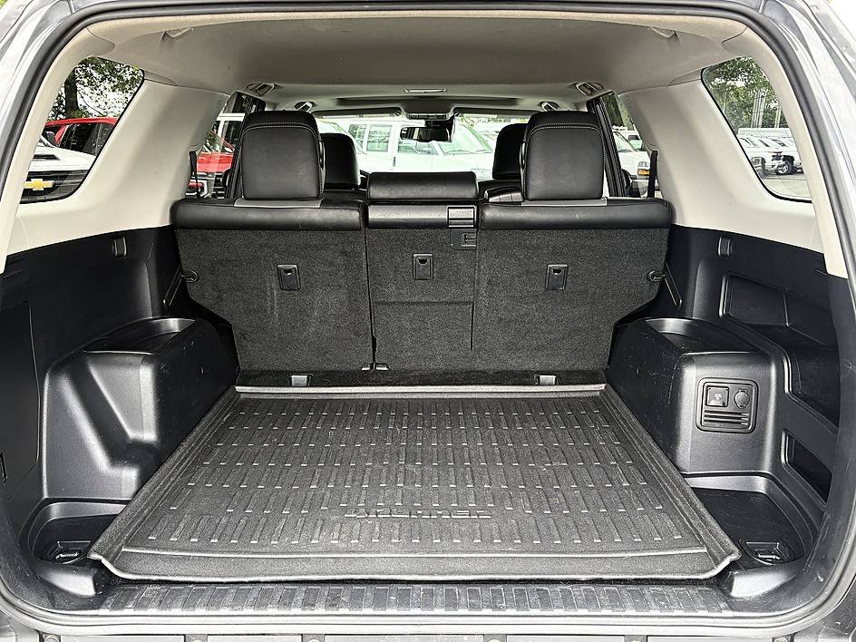 Used 2022 Gray Toyota SR5 Premium image 11